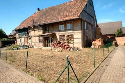 Haus Lengede - 10 Zimmer, 380 m&sup2;, 27.900&euro; | Angebot:25718711