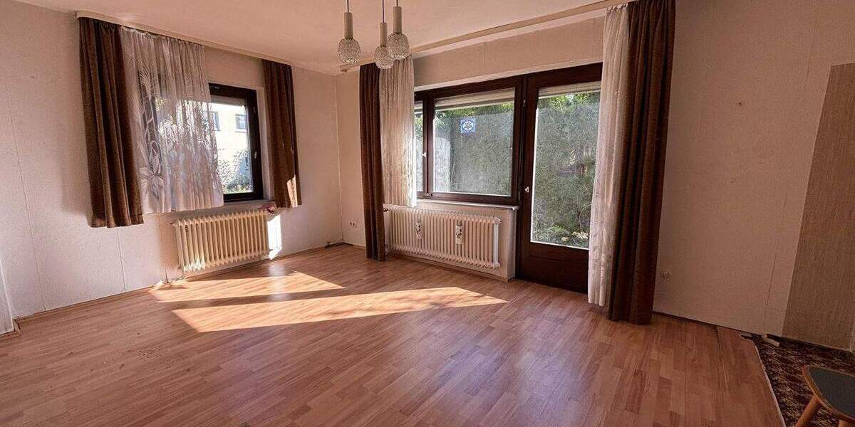 Einfamilienhaus Lehrte Ahlten - 8 Zimmer, 129 m&sup2;, 355.000&euro; | Angebot:25731751