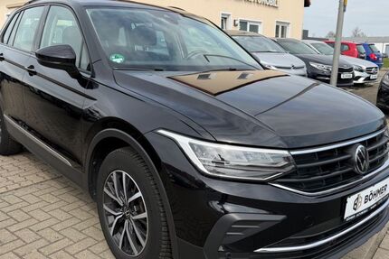 VW Tiguan 116.000 km 23.990 &euro; Salzgitter 38229
