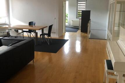 Haus Hannover Bothfeld-Vahrenheide - 8 Zimmer, 315 m&sup2;, 2.890&euro; | Angebot:24604833