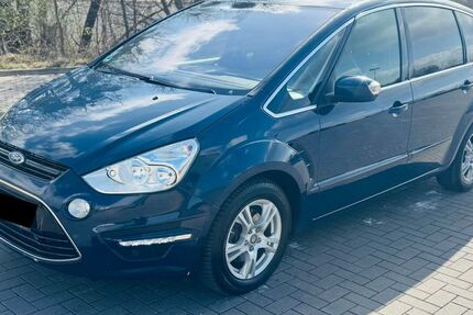 Ford S-Max 282.520 km 3.700 &euro; Burgdorf 38272