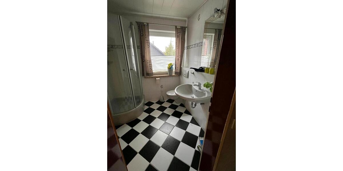 Einfamilienhaus Coppenbrügge - 6 Zimmer, 180 m&sup2;, 350.000&euro; | Angebot:23874274