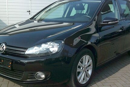 VW Golf 204.000 km 4.750 &euro; Gronau (Leine) OT Brüggen 31028