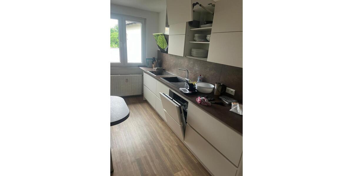 Etagenwohnung Eime - 4 Zimmer, 100 m&sup2;, 850&euro; | Angebot:25930709