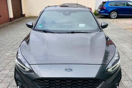 Ford Focus 130.000 km 10.500 &euro; Peine 31226