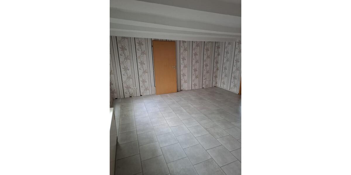 Einfamilienhaus Bockenem - 9 Zimmer, 255 m&sup2;, 146.000&euro; | Angebot:23410111