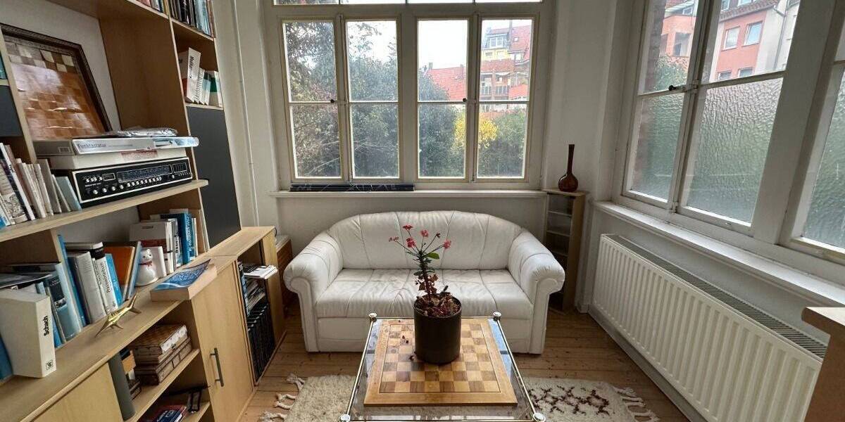 Etagenwohnung Hildesheim Ost - 3 Zimmer, 81 m&sup2;, 229.000&euro; | Angebot:25681971