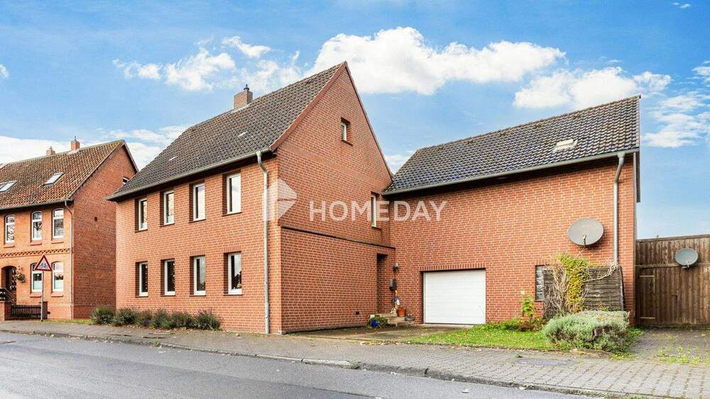 Einfamilienhaus Bad Salzdetfurth Östrum - 8 Zimmer, 182 m&sup2;, 179.000&euro; | Angebot:25684151