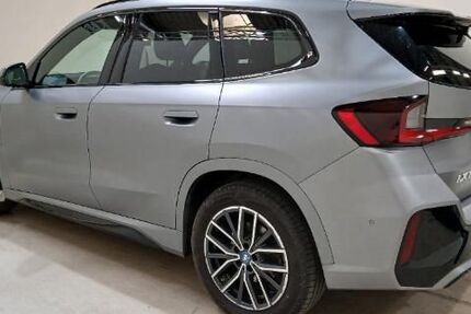 BMW iX1 32.106 km 53.330 &euro; Salzgitter 38228