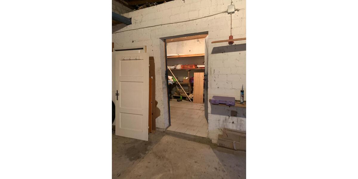 Einfamilienhaus Baddeckenstedt - 7 Zimmer, 150 m&sup2;, 145.000&euro; | Angebot:24833133