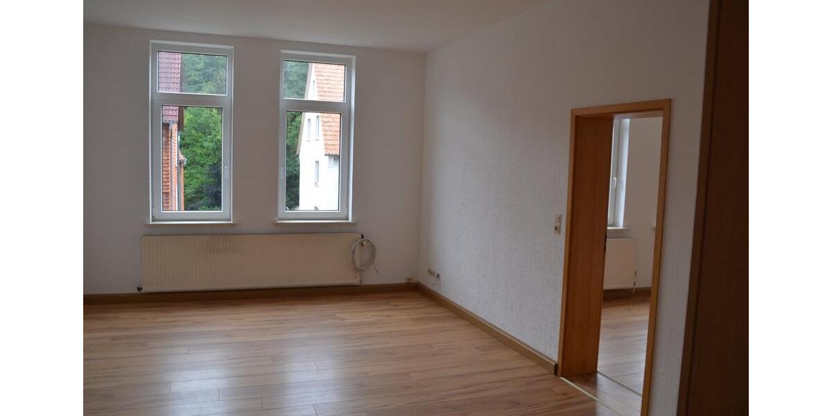 Erdgeschoßwohnung Delligsen - 3 Zimmer, 79 m&sup2;, 420&euro; | Angebot:25723867