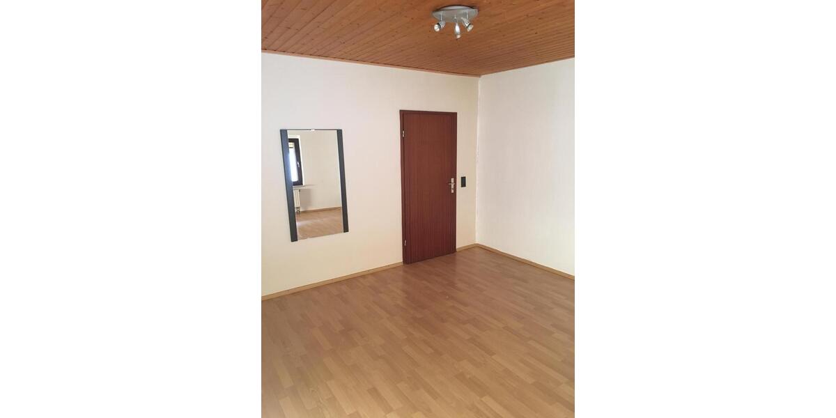 Mehrfamilienhaus, Wohnhaus Salzhemmendorf - 13 Zimmer, 290 m&sup2;, 209.000&euro; | Angebot:25765086