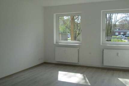 Wohnung Salzgitter Lebenstedt - 2 Zimmer, 60 m&sup2;, 356&euro; | Angebot:25834544
