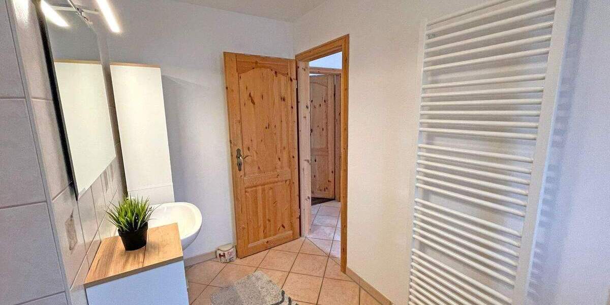 Etagenwohnung Hannover Bornum - 4 Zimmer, 107 m&sup2;, 349.000&euro; | Angebot:25685571