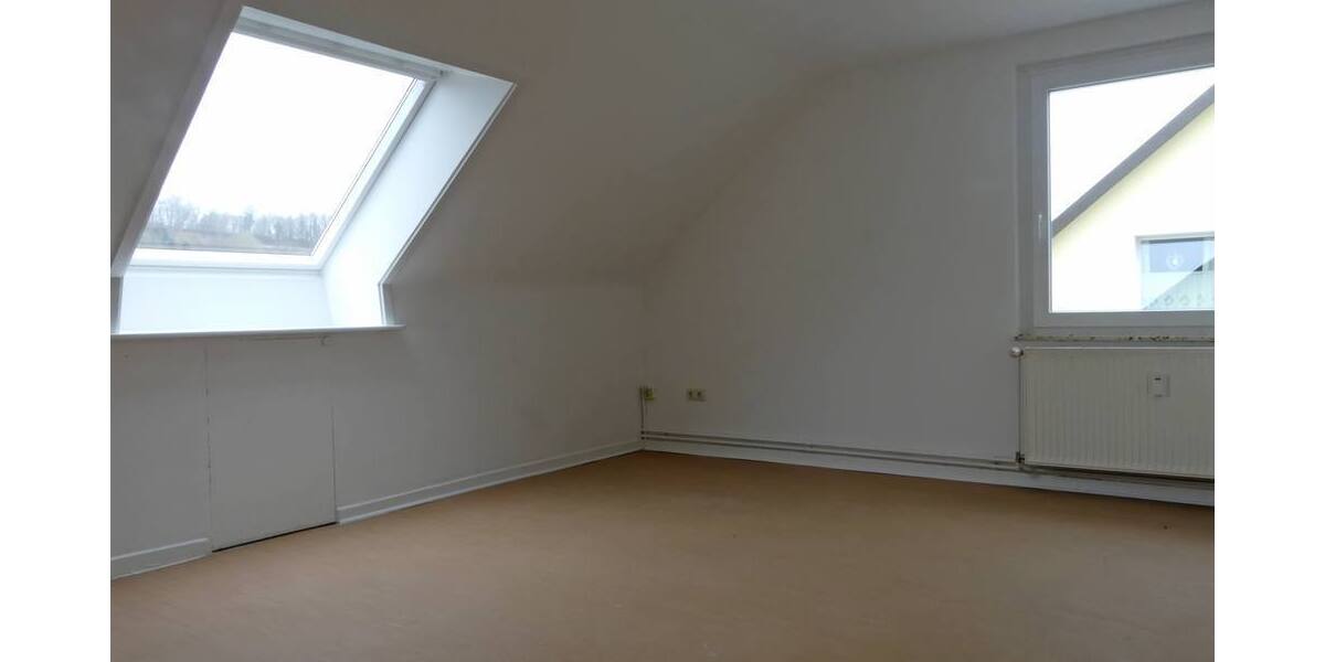 Gemütliche Dachgeschosswohnung in angenehmen Mehrfamilienwohnhaus! - Dachgeschoßwohnung Alfeld Röllinghausen | Angebot:24670971