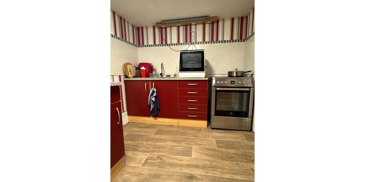 Mehrfamilienhaus, Wohnhaus Ilsede - 8 Zimmer, 274 m&sup2;, 1.800&euro; | Angebot:25491479