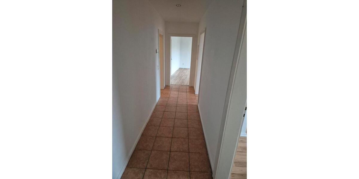 Etagenwohnung Hildesheim Itzum-Marienburg - 3 Zimmer, 67 m&sup2;, 570&euro; | Angebot:26598466