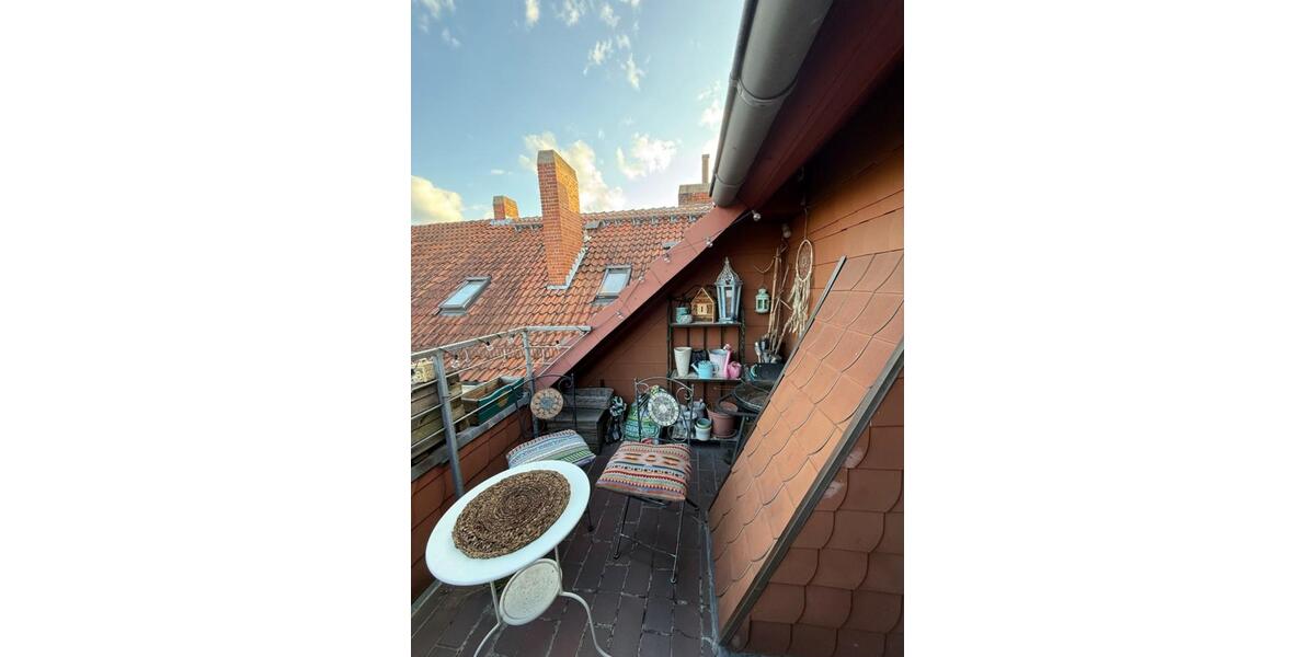 Dachgeschoßwohnung Hannover Linden-Limmer - 2 Zimmer, 70 m&sup2;, 950&euro; | Angebot:25820576