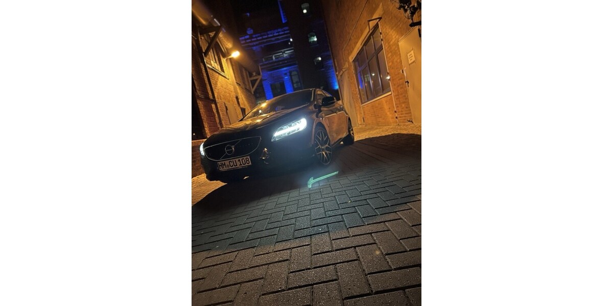 Volvo V40 80.000 km 17.000 &euro; Coppenbrügge 31863