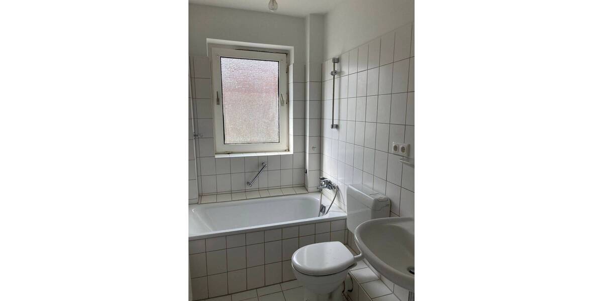 Etagenwohnung Salzgitter Lebenstedt - 2 Zimmer, 49 m&sup2;, 295&euro; | Angebot:26259205