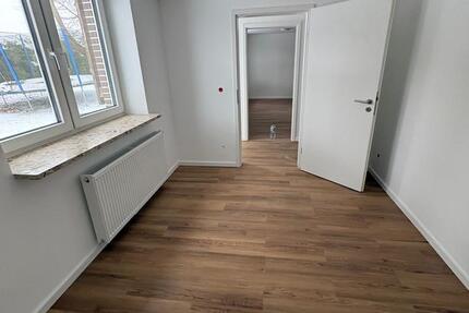 Wohnung Uetze - 2 Zimmer, 75 m&sup2;, 760&euro; | Angebot:25165143