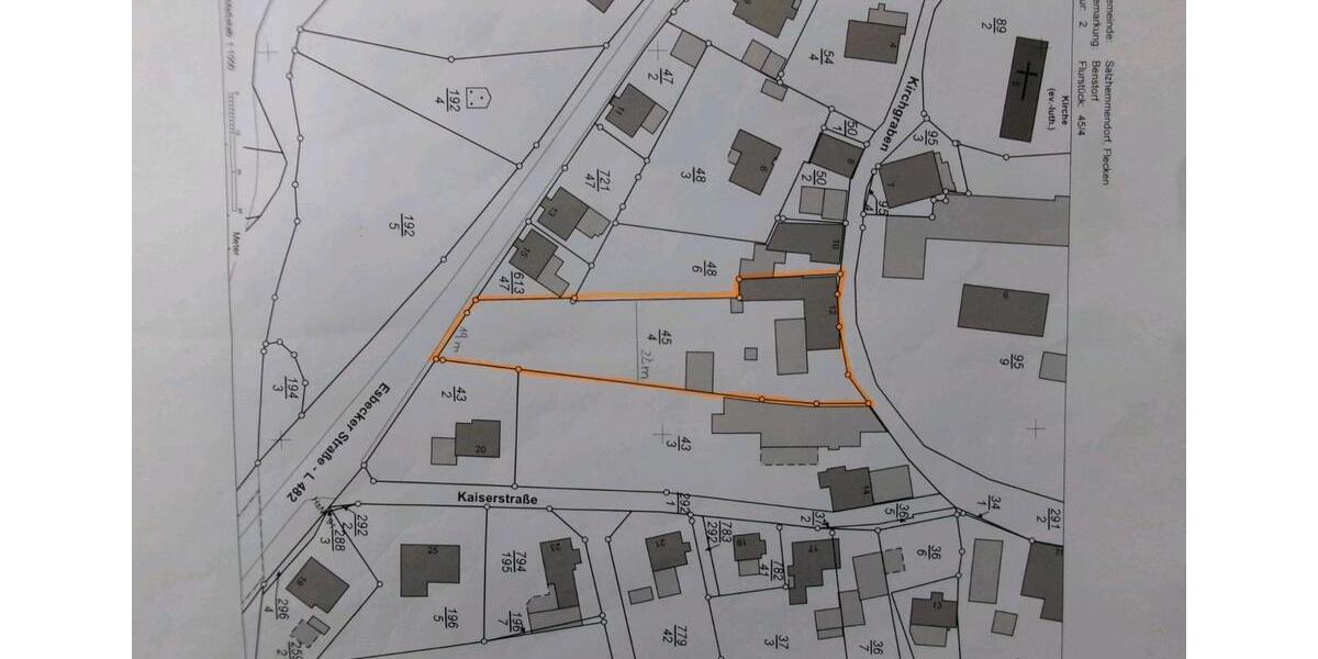 Einfamilienhaus Salzhemmendorf - 10 Zimmer, 350 m&sup2;, 430.000&euro; | Angebot:25997859