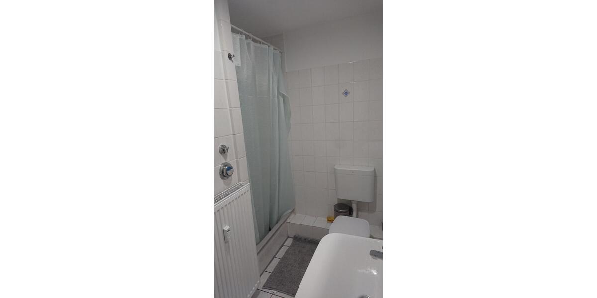 Erdgeschoßwohnung Bad Salzdetfurth - 1 Zimmer, 33 m&sup2;, 250&euro; | Angebot:25972281