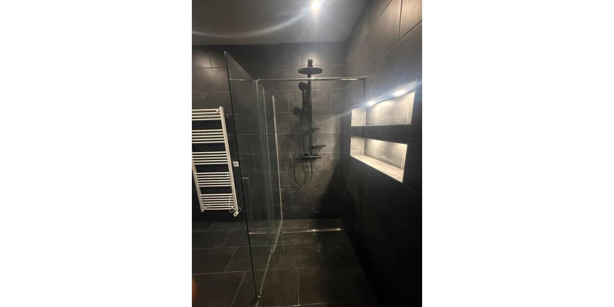 Etagenwohnung Hannover - 3 Zimmer, 130 m&sup2;, 1.680&euro; | Angebot:25066565