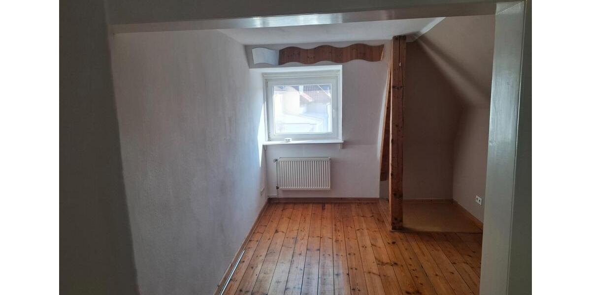 Dachgeschoßwohnung Hannover Döhren-Wülfel - 3 Zimmer, 77 m&sup2;, 285.000&euro; | Angebot:26693278