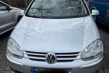 VW Golf 155.000 km 800 &euro; Hannover 30419