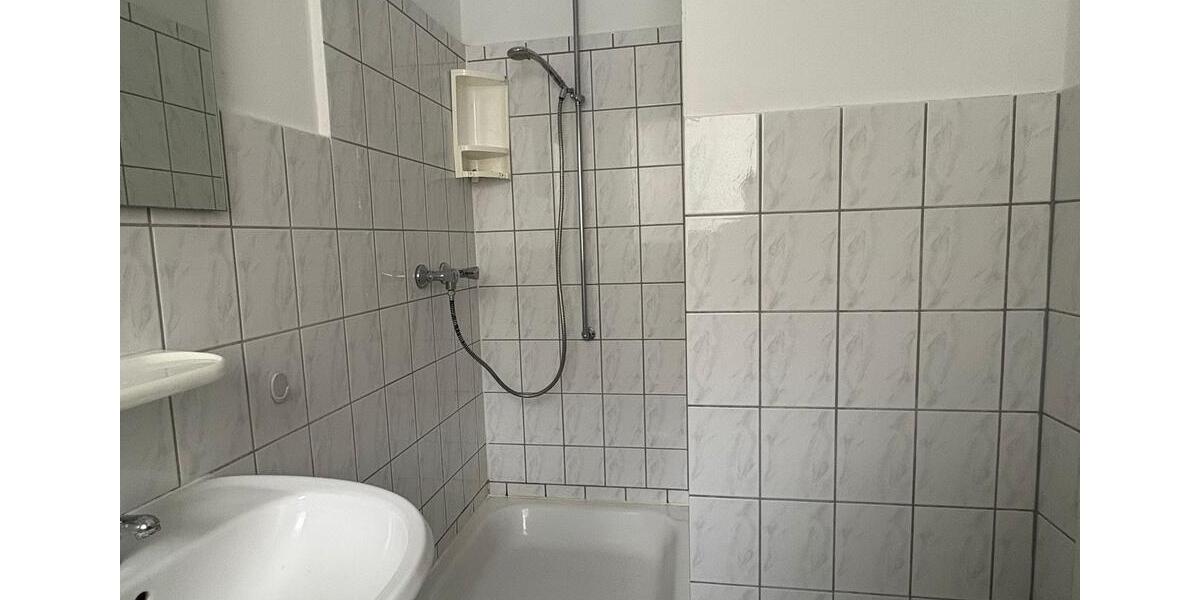 Erdgeschoßwohnung Hannover Ahlem-Badenstedt-Davenstedt - 1 Zimmer, 35 m&sup2;, 450&euro; | Angebot:25079786