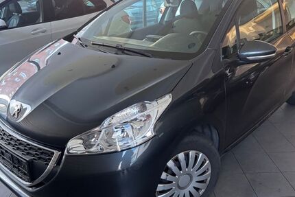 Peugeot 208 132.500 km 3.990 &euro; Laatzen 30880