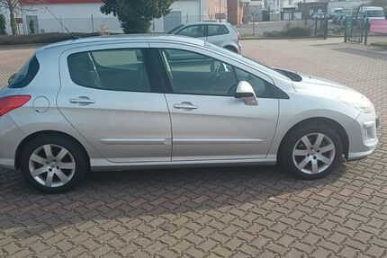 Peugeot 308 155.000 km 3.000 &euro; Schellerten 31174