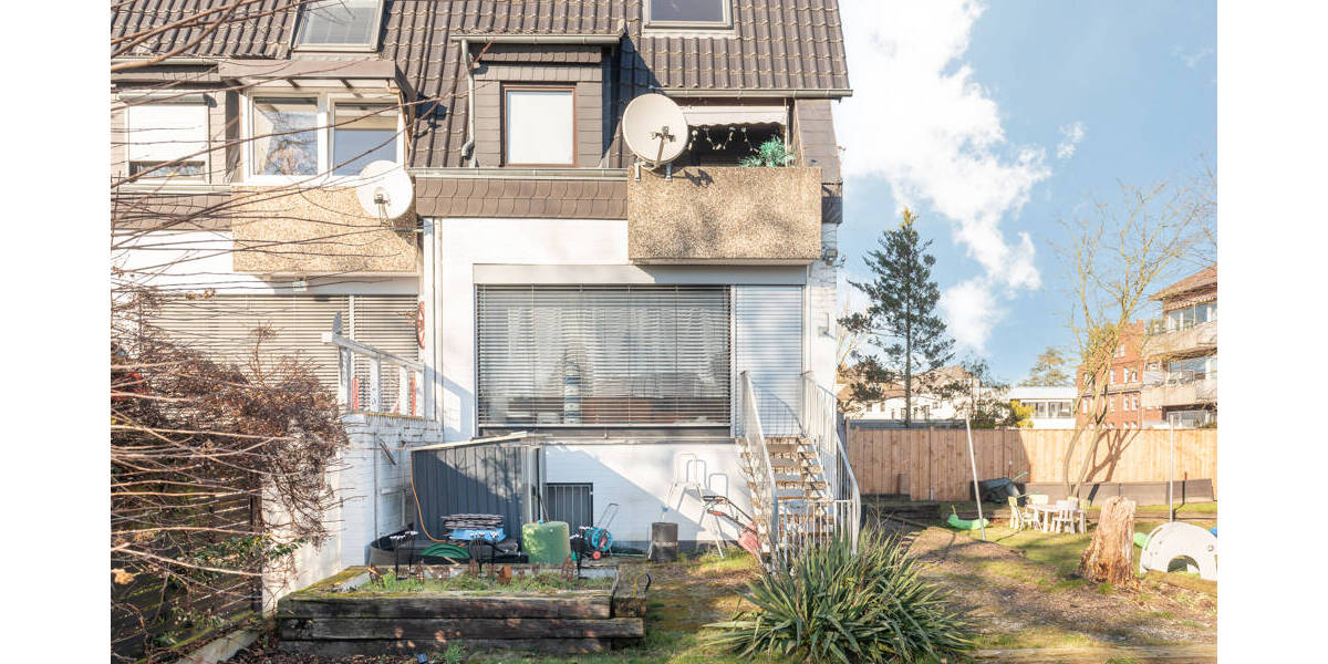 Reihenendhaus Lehrte - 7 Zimmer, 145 m&sup2;, 299.900&euro; | Angebot:26015800