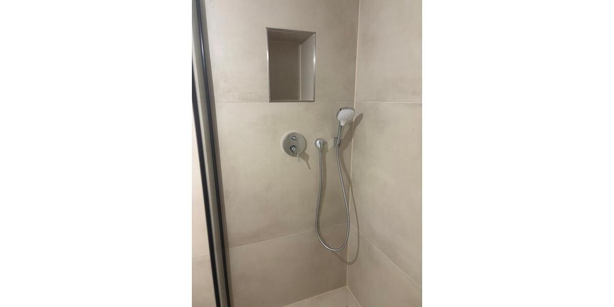 Etagenwohnung Hannover - 2 Zimmer, 71 m&sup2;, 1.271&euro; | Angebot:25613288