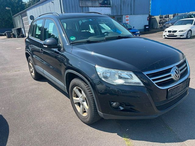VW Tiguan 251.000 km 4.999 &euro; Lehrte-Hämelerwald 31275