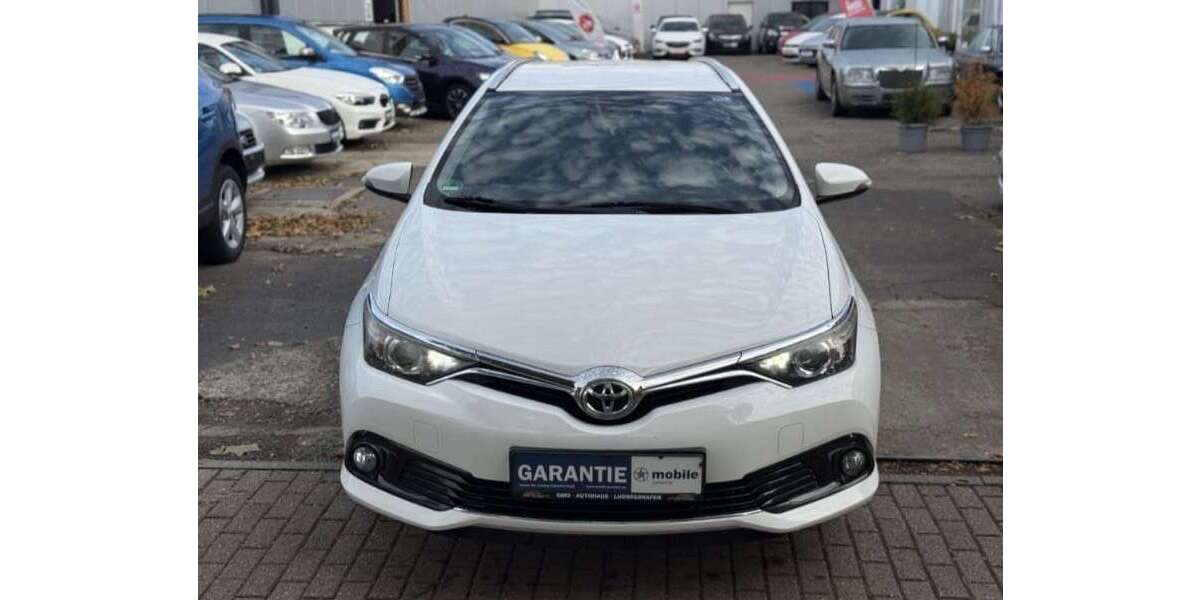 Toyota Auris 178.000 km 12.500 &euro; Hannover 30165