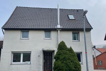Haus Lamspringe - 5 Zimmer, 150 m&sup2;, 160.000&euro; | Angebot:24650303