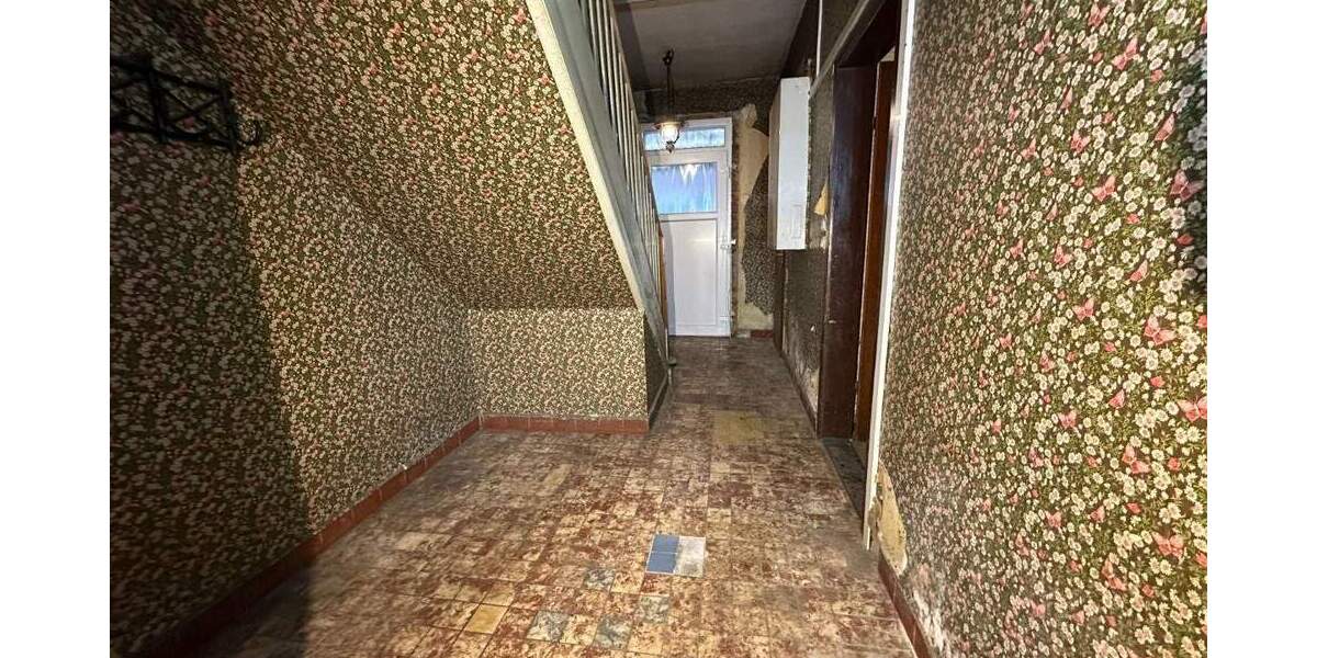 Einfamilienhaus Gronau - 6 Zimmer, 168 m&sup2;, 139.000&euro; | Angebot:25927985