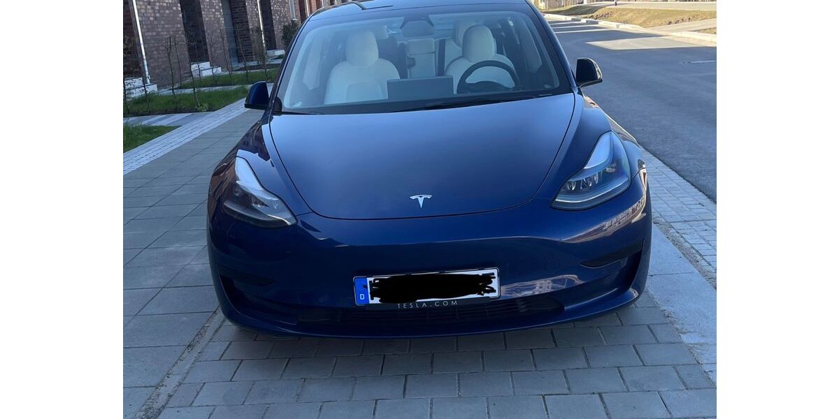Tesla Model 3 71.000 km 24.299 &euro; Hannover 30539