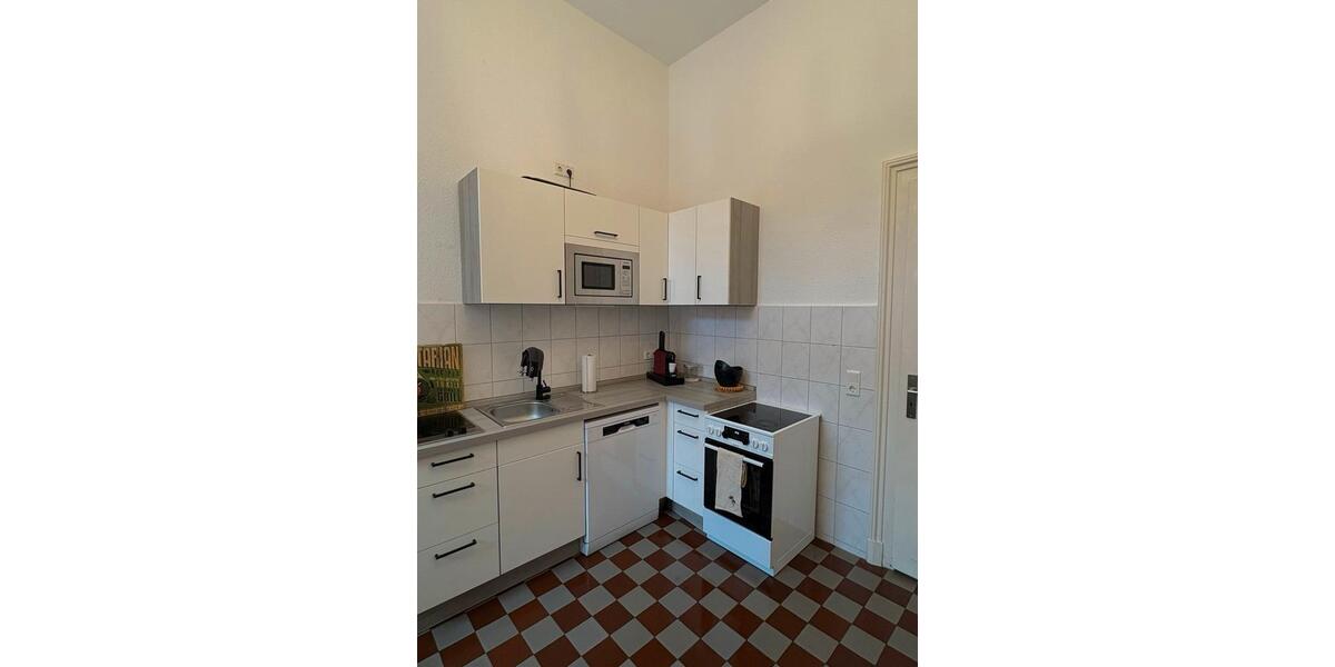 Hochparterre Hildesheim - 4 Zimmer, 165 m&sup2;, 1.995&euro; | Angebot:25793276