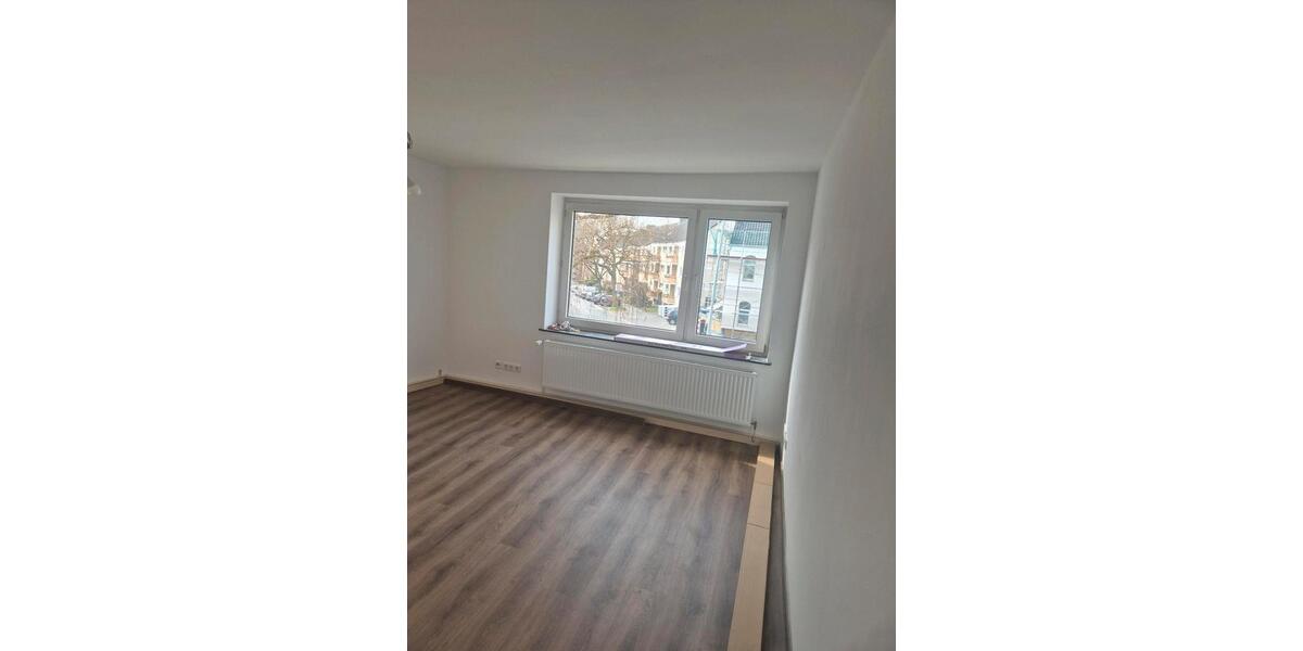 Etagenwohnung Hildesheim Itzum-Marienburg - 3 Zimmer, 68 m&sup2;, 671&euro; | Angebot:25879932