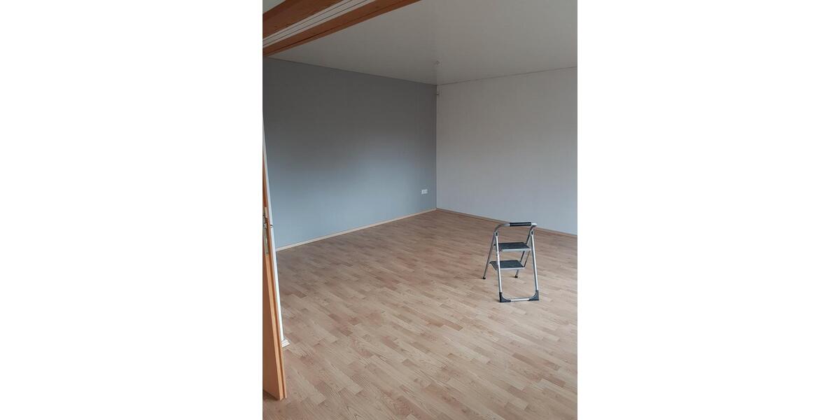 Etagenwohnung Lehrte - 4.5 Zimmer, 100 m&sup2;, 720&euro; | Angebot:26651227