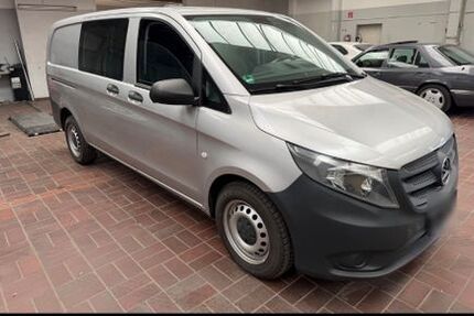 Mercedes-Benz Vito 183.000 km 10.900 &euro; Hannover 30179