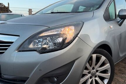Opel Meriva 141.000 km 3.390 &euro; Hildesheim 31137