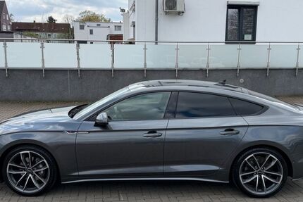Audi A5 127.369 km 26.999 &euro; Salzgitter-Lebenstedt 38226