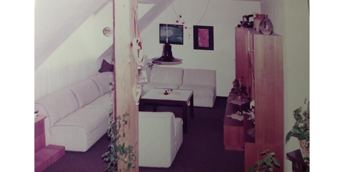 Dachgeschoßwohnung Hannover Döhren-Wülfel - 2 Zimmer, 81 m&sup2;, 750&euro; | Angebot:26576108