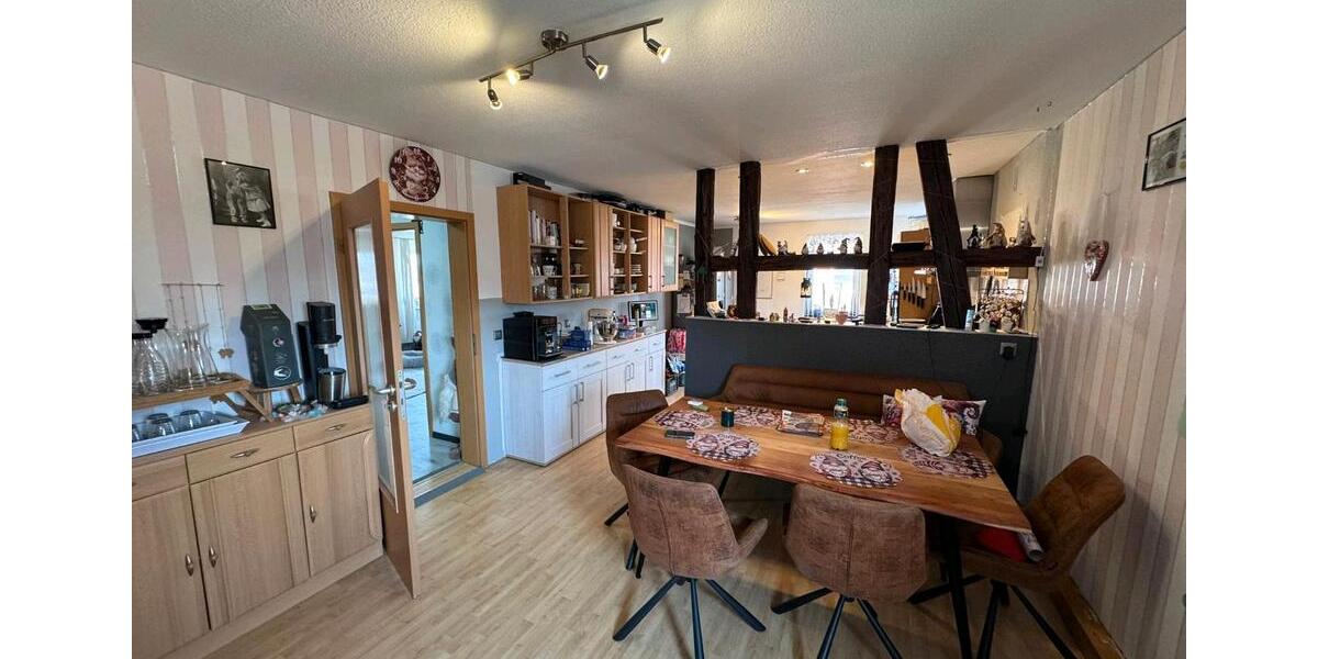 Einfamilienhaus Algermissen - 10 Zimmer, 228 m&sup2;, 399.900&euro; | Angebot:25408002