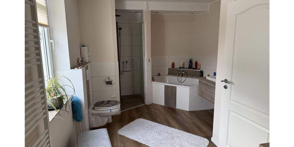 Mehrfamilienhaus, Wohnhaus Sehnde - 8 Zimmer, 185 m&sup2;, 670.000&euro; | Angebot:25770681