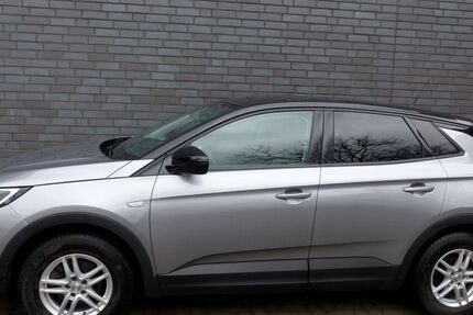 Opel Grandland (X) 79.000 km 14.995 &euro; Hannover 30179